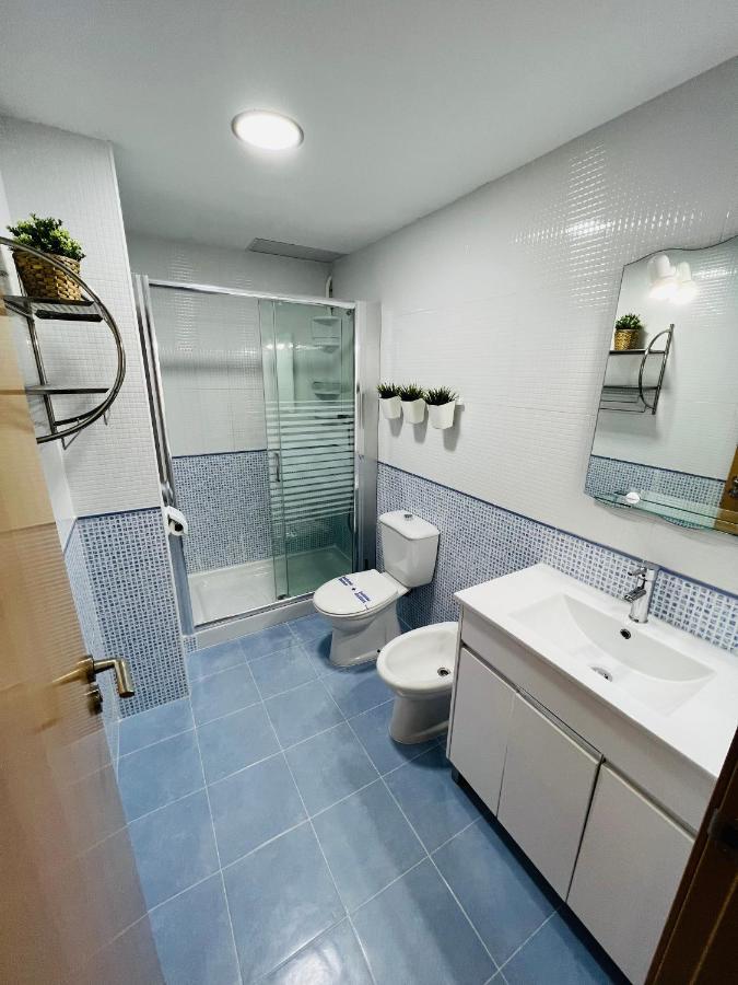 APARTAMENTO CENTRO 3 HABITACIONES CON AIRE ACONDICIONADO A 150m DE LA PLAYA Peñíscola Exterior foto