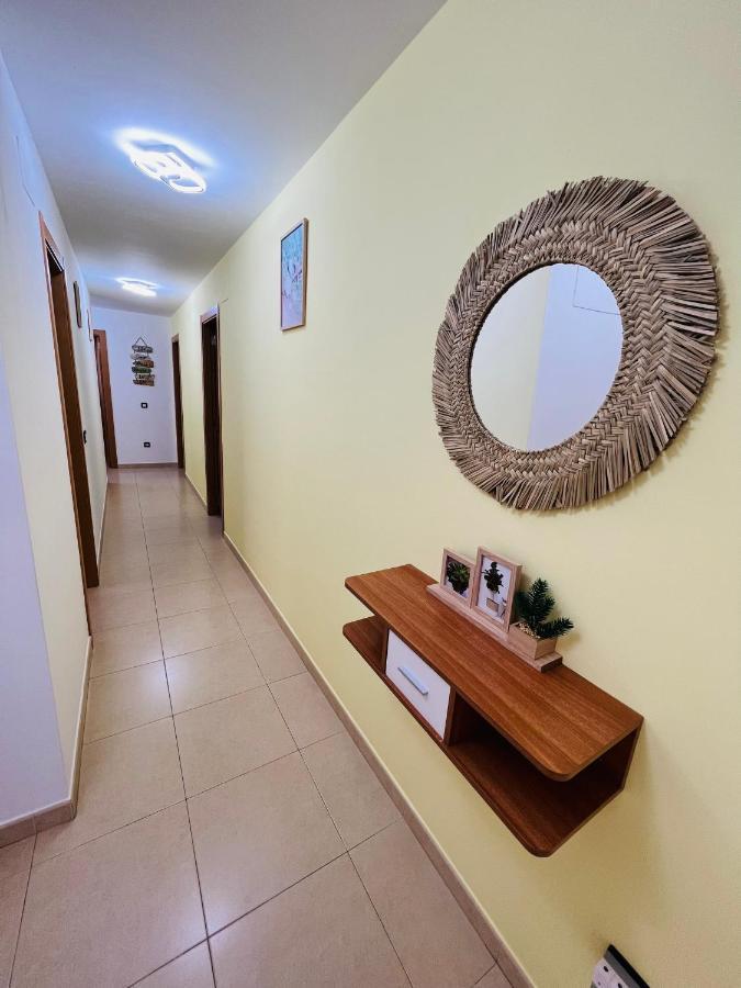 APARTAMENTO CENTRO 3 HABITACIONES CON AIRE ACONDICIONADO A 150m DE LA PLAYA Peñíscola Exterior foto