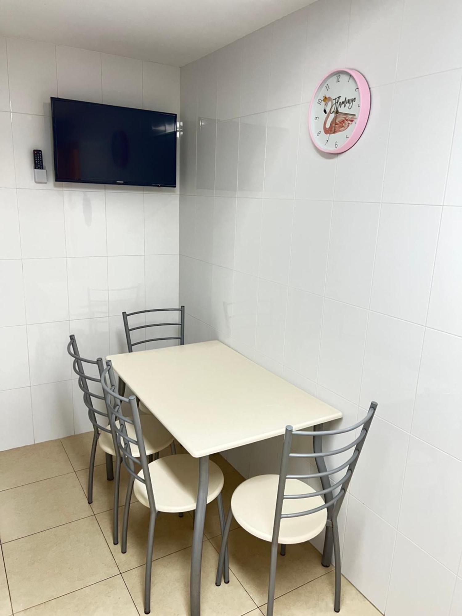 APARTAMENTO CENTRO 3 HABITACIONES CON AIRE ACONDICIONADO A 150m DE LA PLAYA Peñíscola Exterior foto